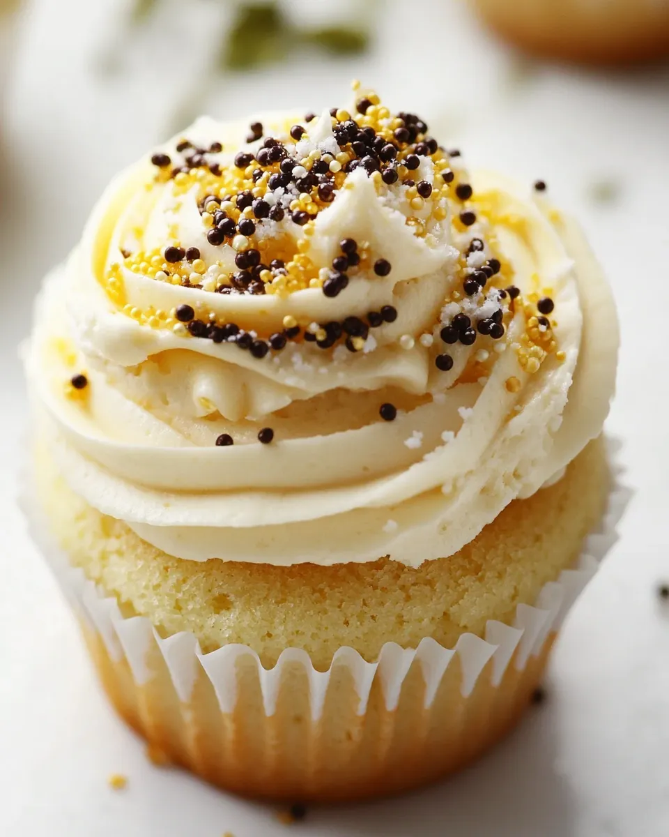 Easy Cannoli Cupcakes recipe photo