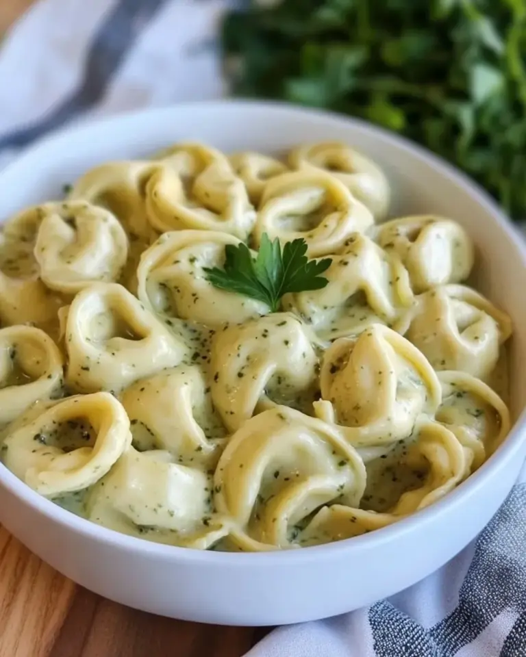 Easy Creamy Pesto Tortellini photo