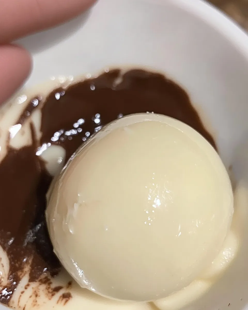Best White Chocolate Cocoa Bombs food shot
